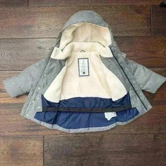 GAP Kids Sherpa Winter  Jacket - Picture 3 of 7
